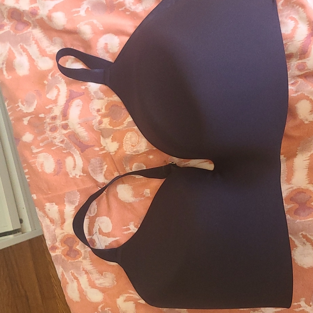 Knix wing woman 7++ contour bra